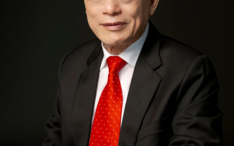 热心公益的客家名贤叶澄海